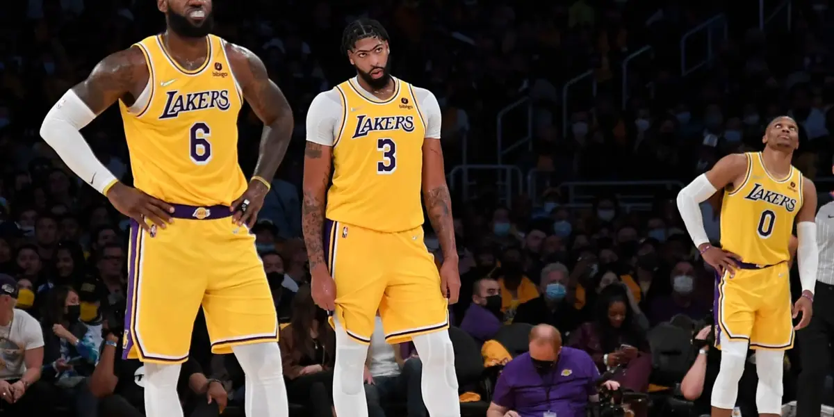 According to an NBA analyst, the Lakers are not going to be a playoff team without Kyrie Irving.