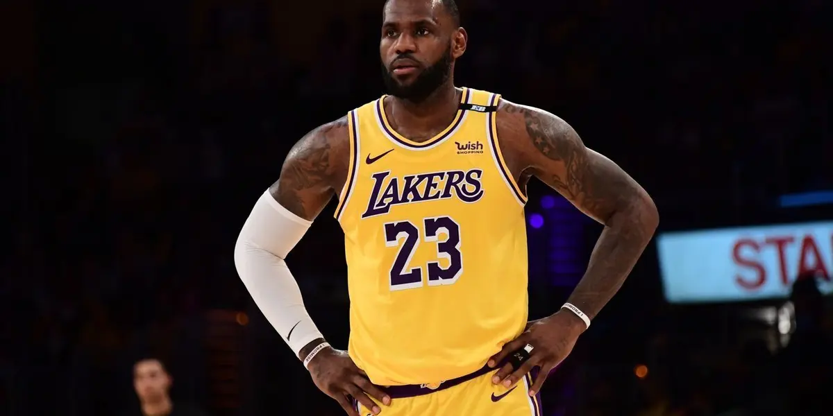 The Lakers superstar Lebron James will change his number for next season