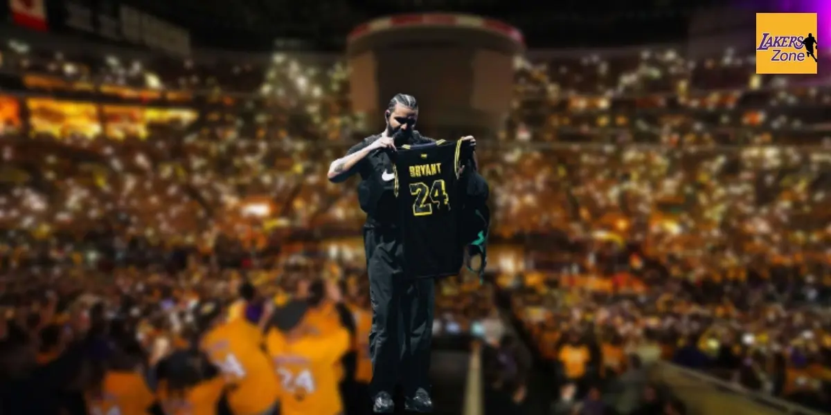Today is what would've been Kobe's 45th Birthday and at his recent concert, Drake paid tribute to the greatest Laker of all time