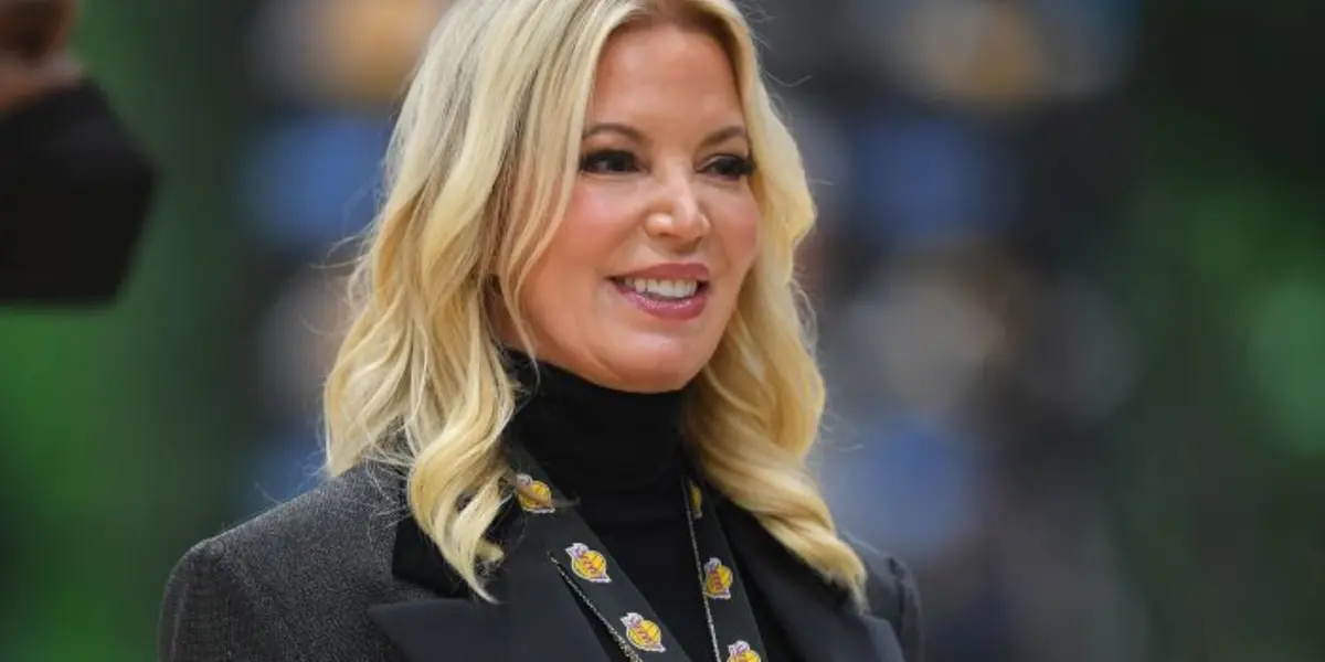 Lakers owner Jeanie Buss reveals the formula for success that the team has followed since the 80's.