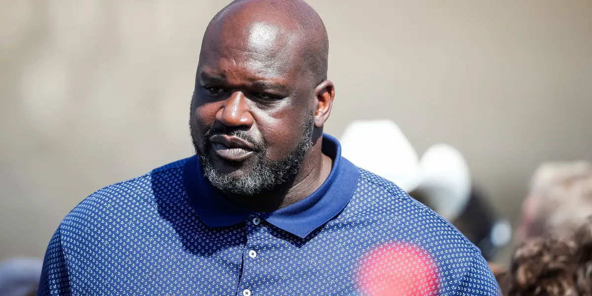 Lakers rival the Boston Celtics are living a media circus after a controversial case with their Coach, the Shaq has spoken about it.